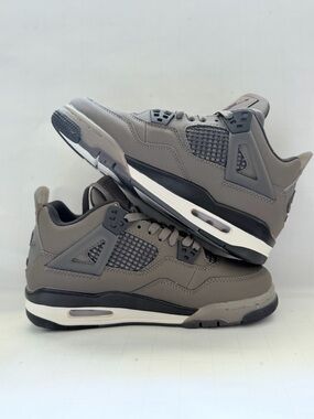 Jordan Sneakers in Grey and Black
